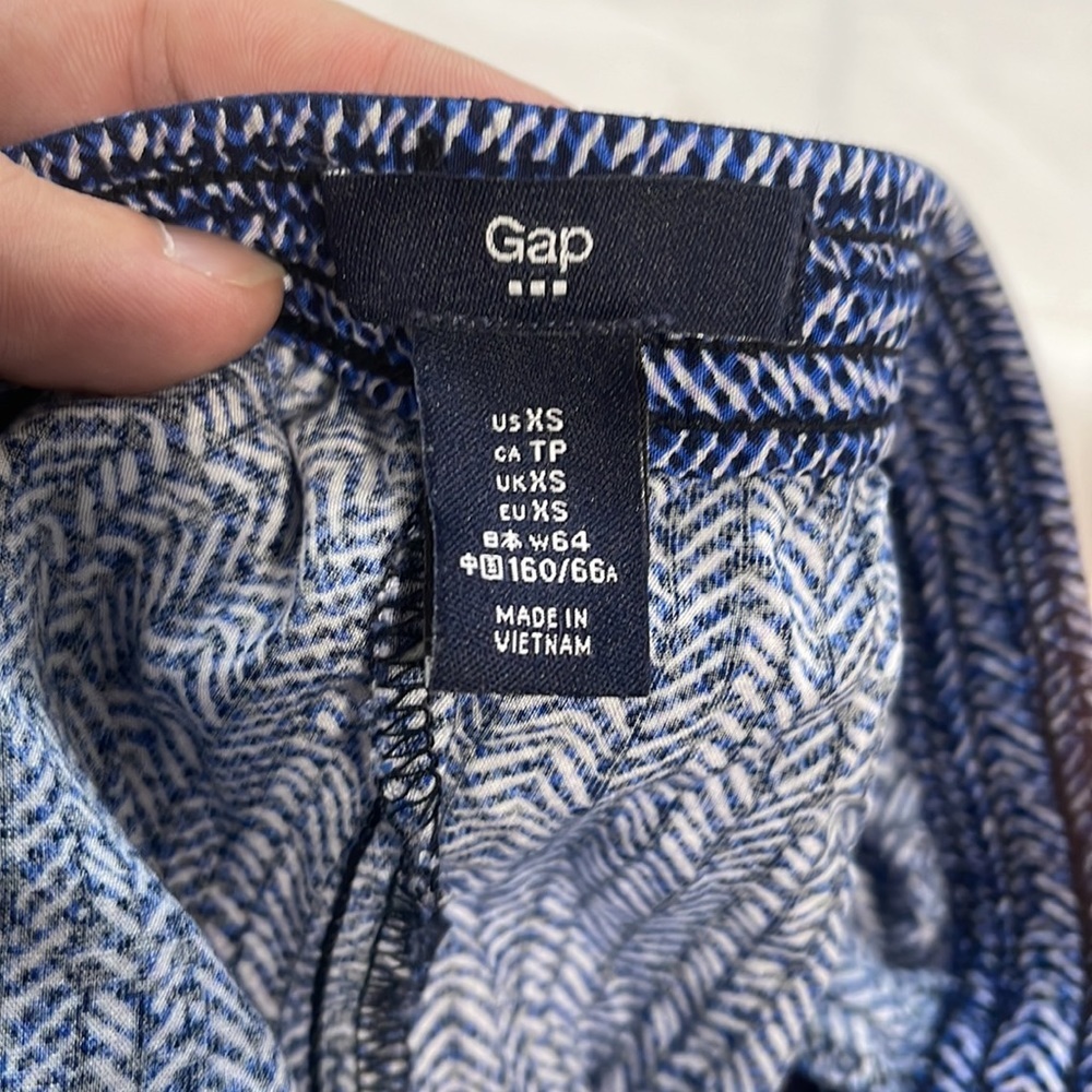 Gap women’s blue running shorts size M - Picture 5 of 8